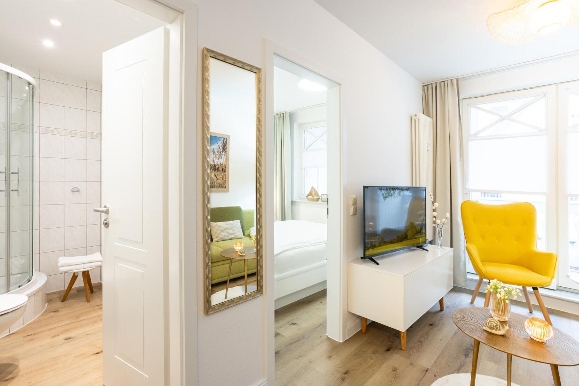 Fewo Auszeit Im Haus Strandburg Binz Exterior photo